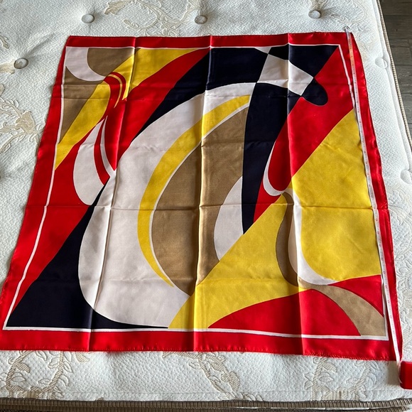 Vintage Bundle of 3 Silk Scarf - Picture 11 of 11